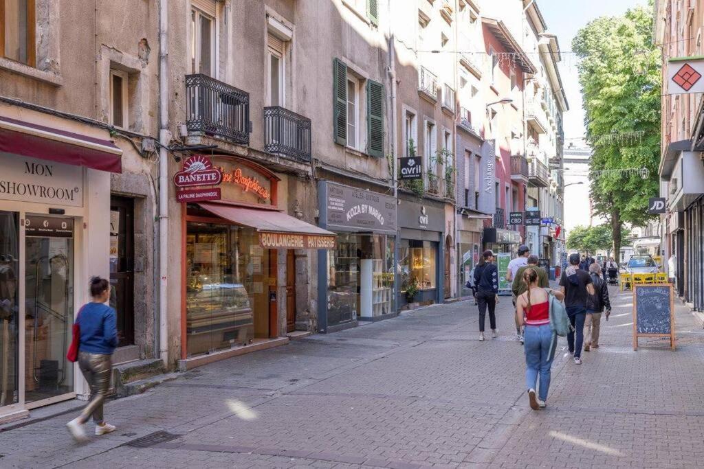 Saint Jacques Your Host Helper Grenoble Exterior foto